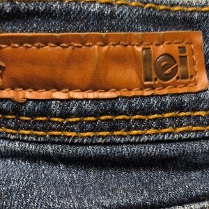 LEI Blue Jeans with Contrast Stitching and Leather Patch